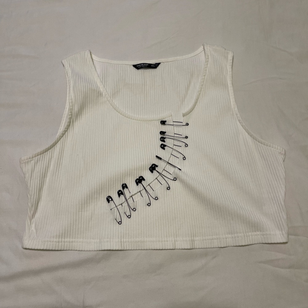 SHEIN crop top w/safety pin design - white (3XL) runs small